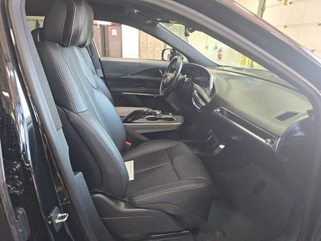 Used 2024 Black Cadillac Sport image 9