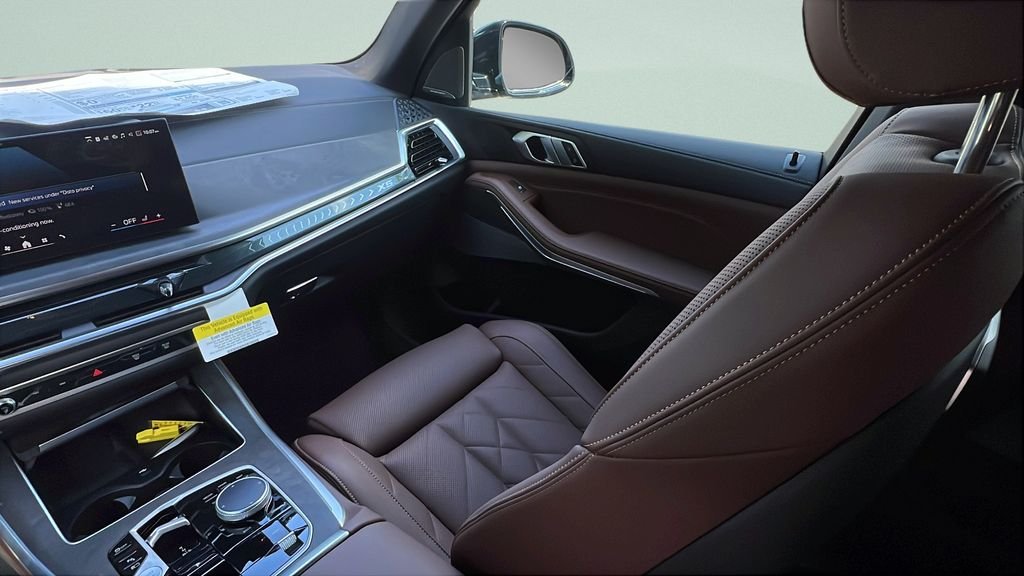 New 2026 Skyscraper Grey Metallic BMW xDrive50e image 12