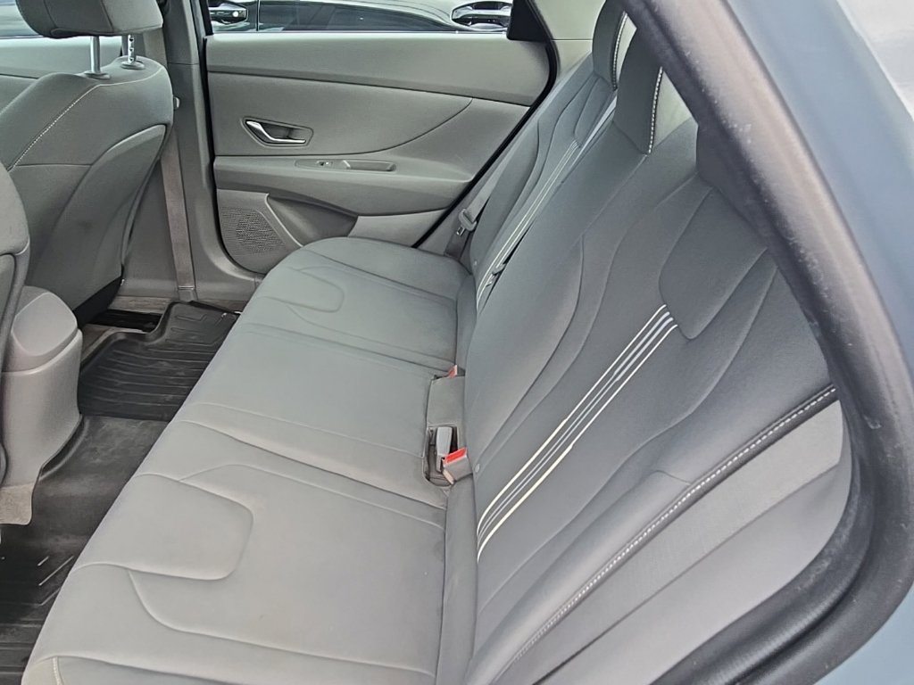 Used 2023 Gray Hyundai SEL image 12
