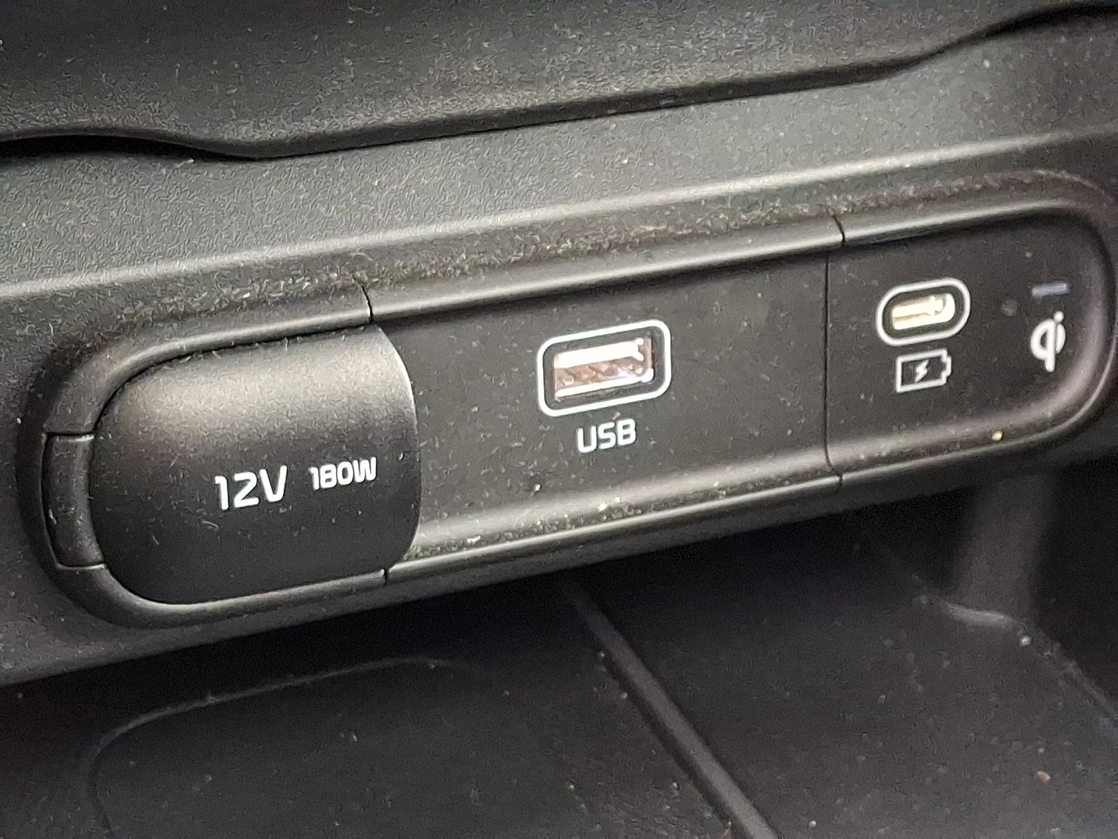 Certified Used 2024 White Kia S image 24