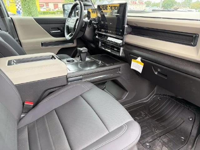 2026 GMC HUMMER EV 2X - Photo 22