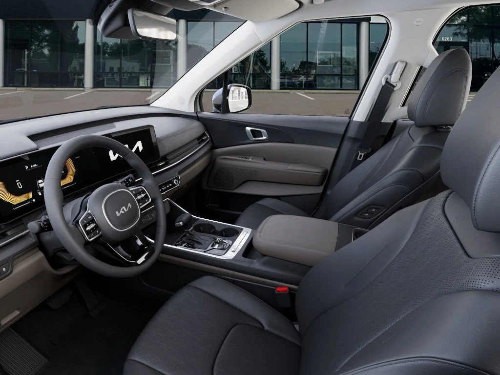New 2026 Snow White Pearl Kia EX image 18