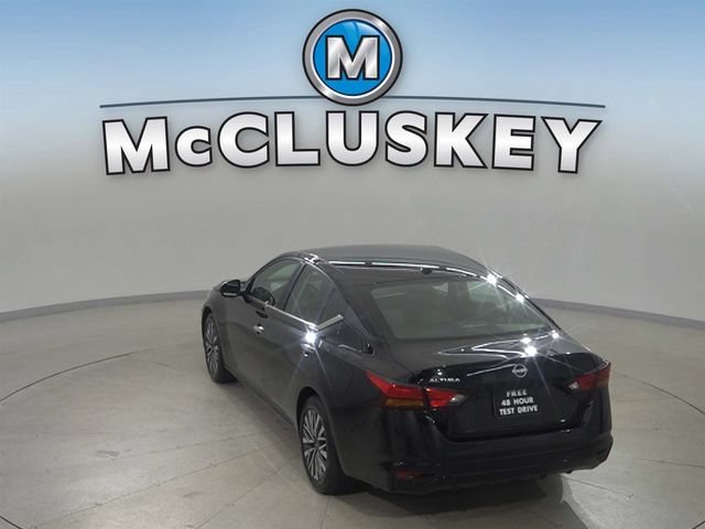 2025 Nissan Altima SV - Photo 14