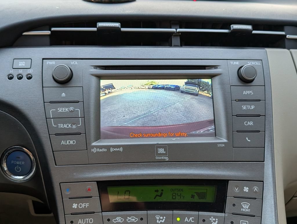 Used 2015  Toyota Four image 7