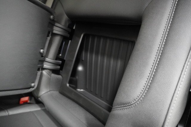 2026 GMC Sierra 1500 SLT - Photo 25