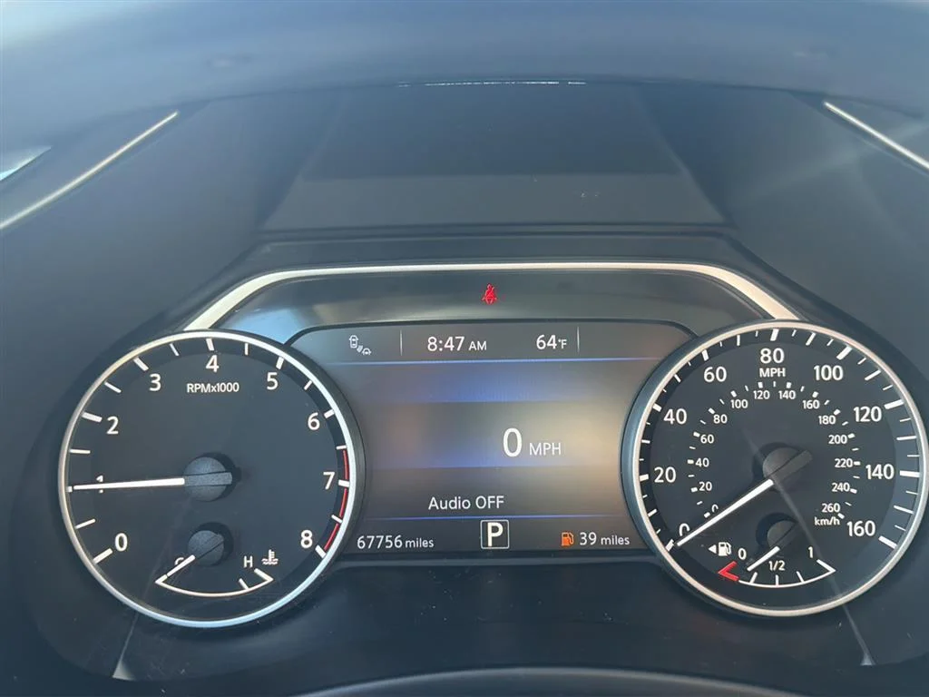 Used 2021 Deep Blue Pearl Nissan S image 8