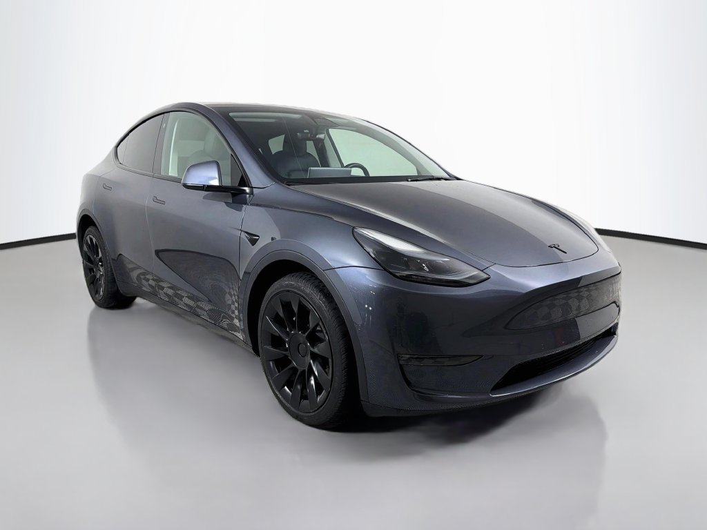 Used 2022 Gray Tesla Long Range image 3