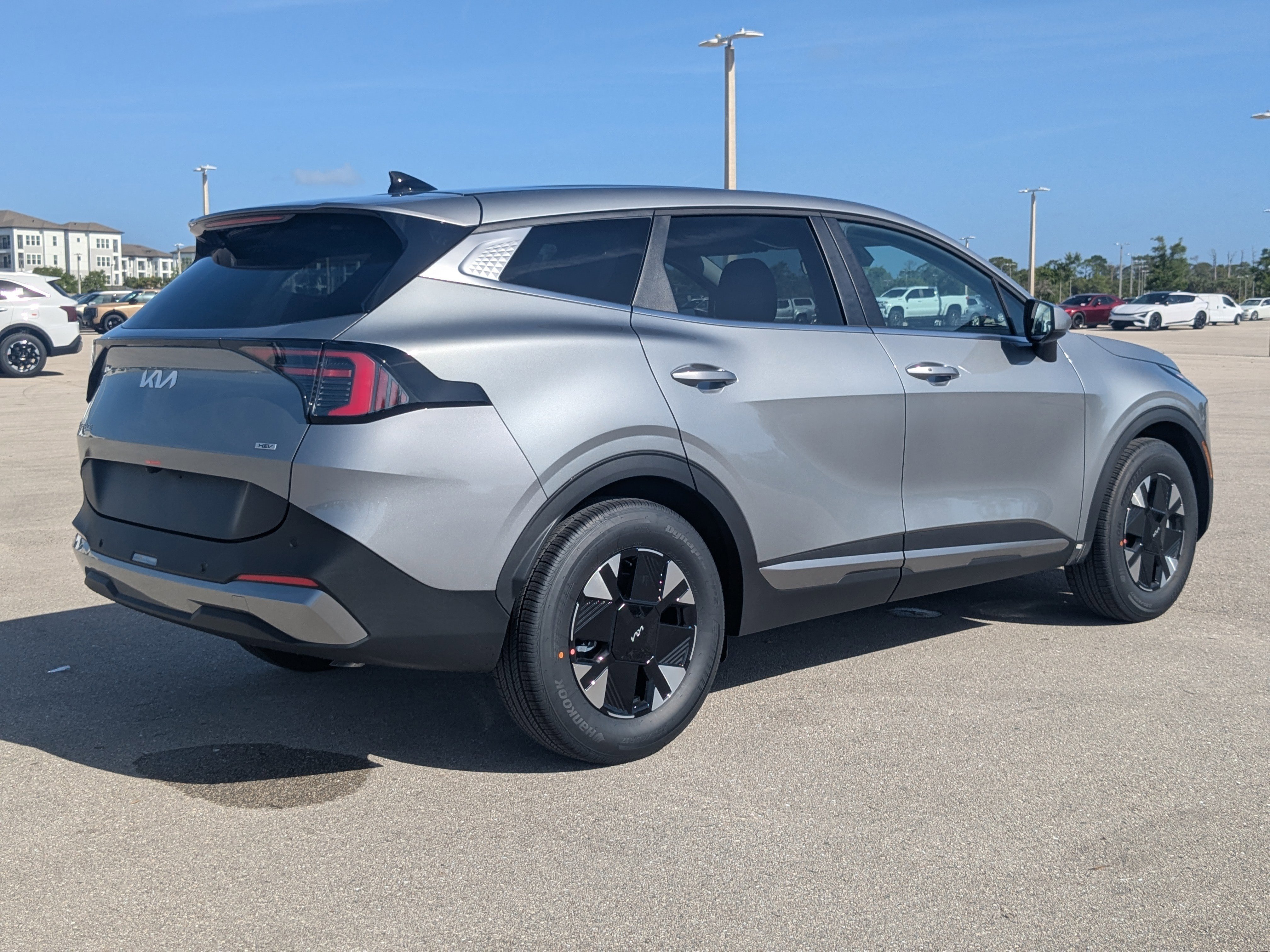 New 2026 Steel Gray Kia LX image 5