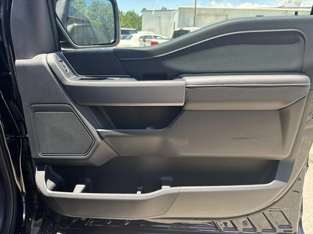 New 2026 Agate Black Metallic Ford XLT image 29