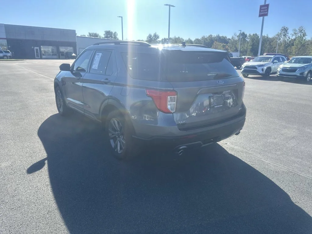 Used 2021 Gray Ford XLT image 6