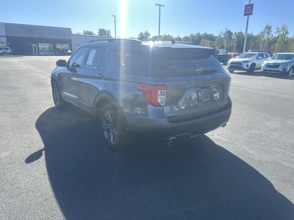 Used 2021 Gray Ford XLT image 6