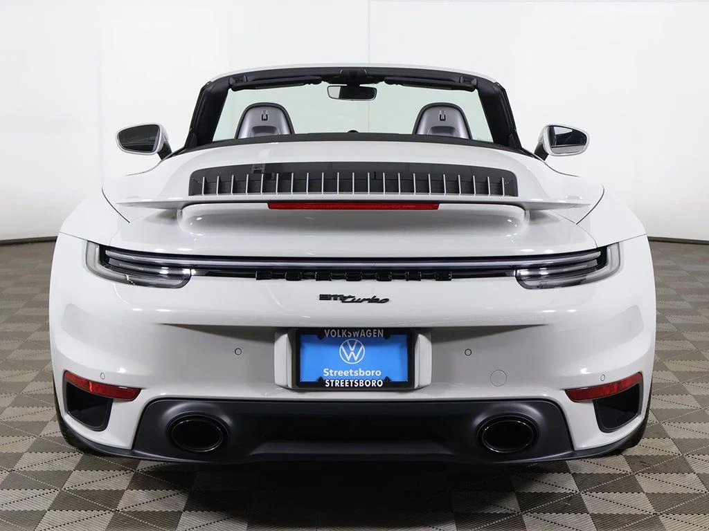 Used 2023 Chalk Porsche Turbo image 14