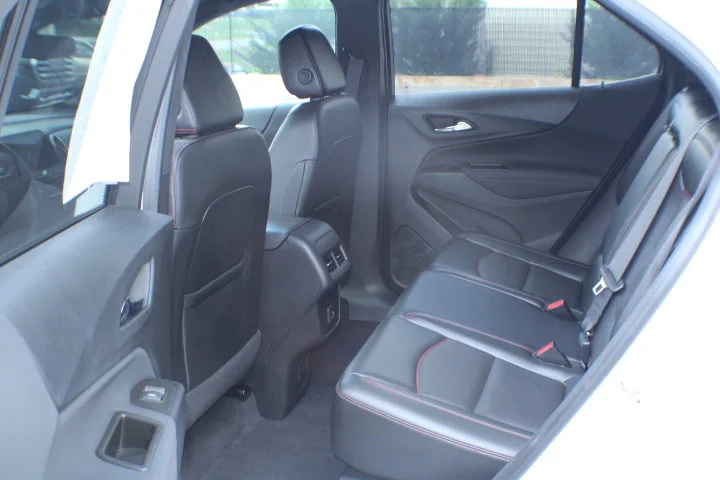 Used 2023 Summit White Chevrolet RS image 13