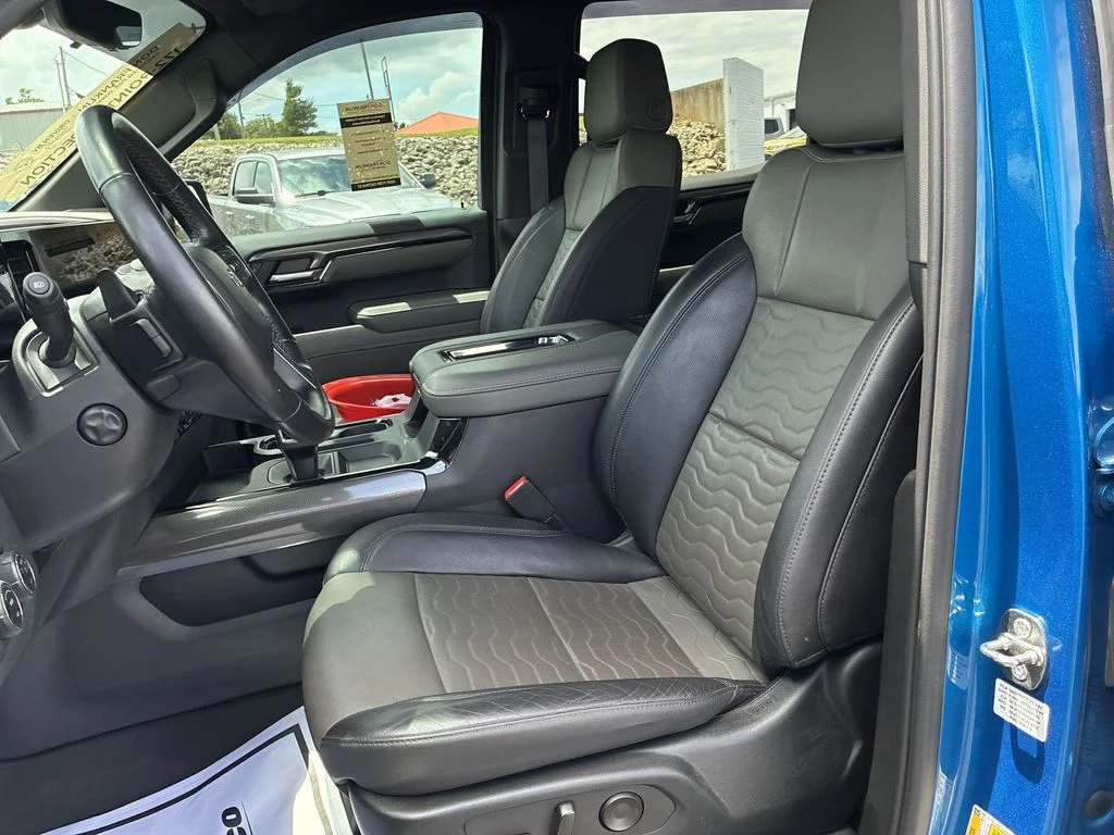 Used 2022 Blue Chevrolet ZR2 image 11