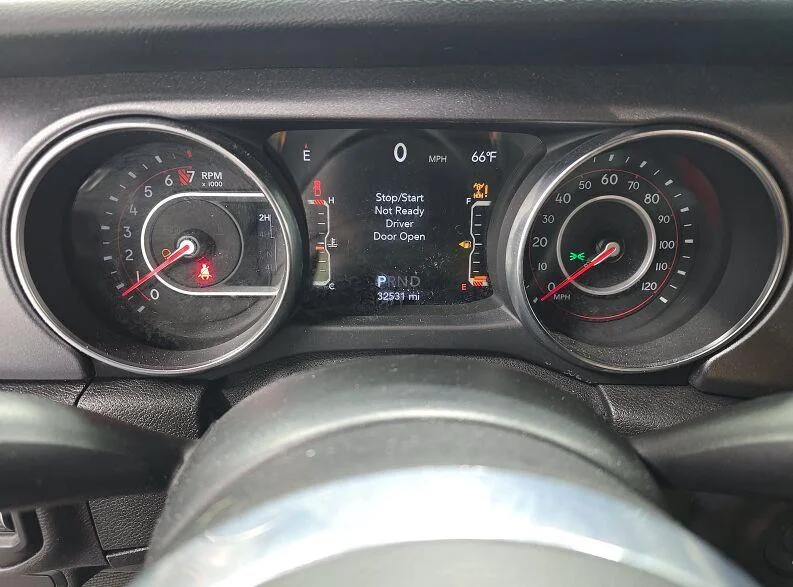 Used 2021 Sting-Gray Clearcoat Jeep Mojave image 5