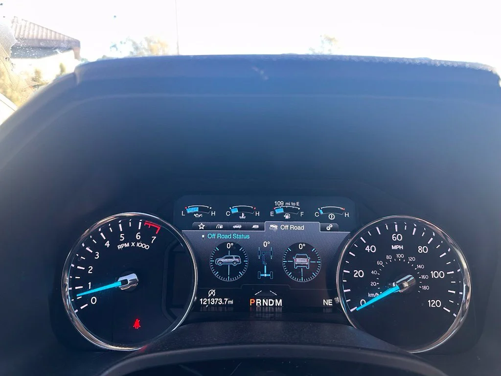 Used 2018 White Platinum Clearcoat Metallic Ford Platinum image 17