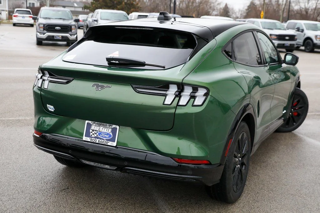 New 2025 Green Ford Premium image 10