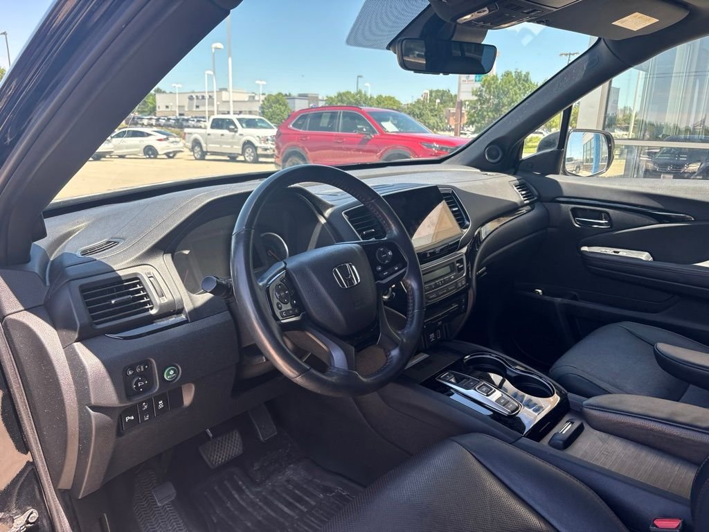 Used 2021 Black Honda Black Edition image 11