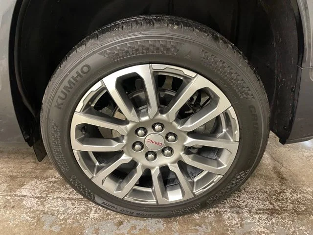 Used 2023 Green GMC Denali image 10