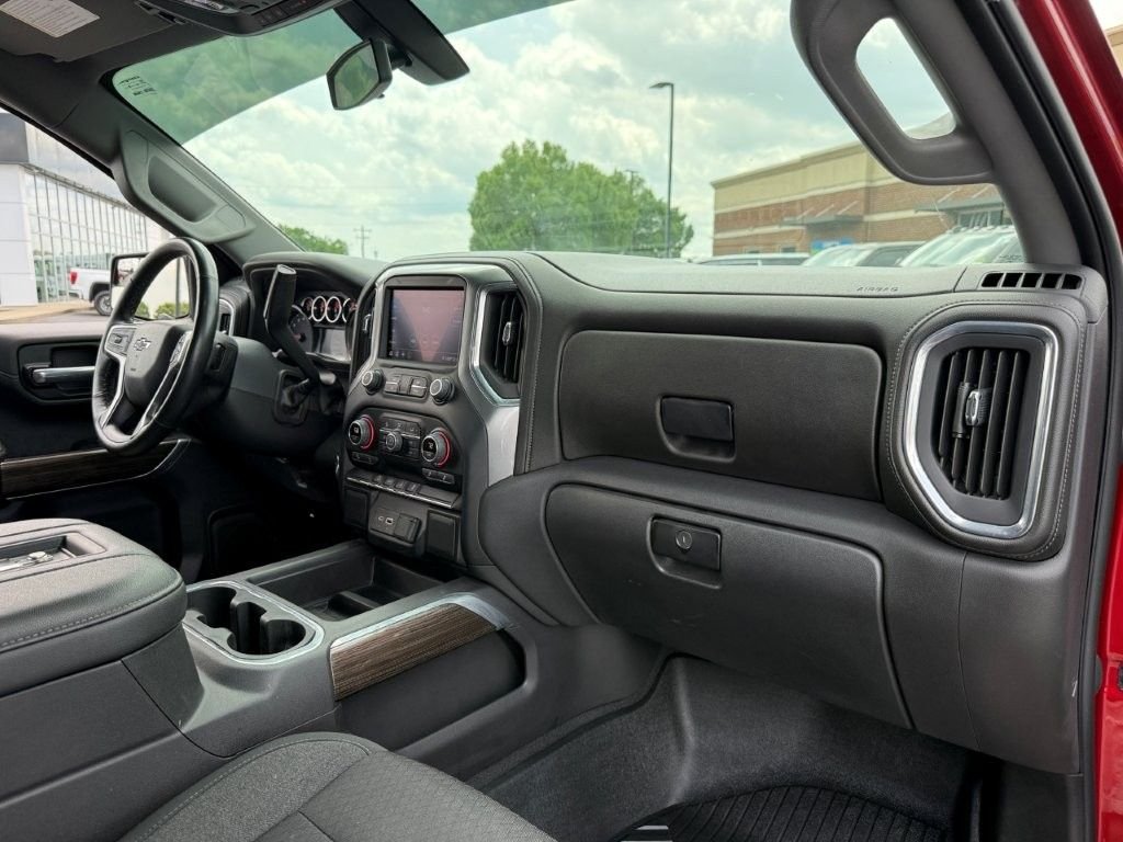 Used 2022 Red Chevrolet LT Trail Boss image 23