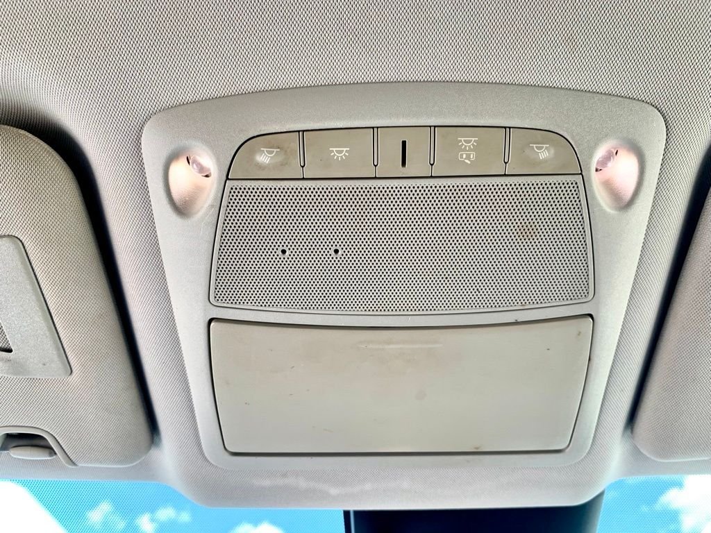Used 2020 Gray Nissan SV image 38