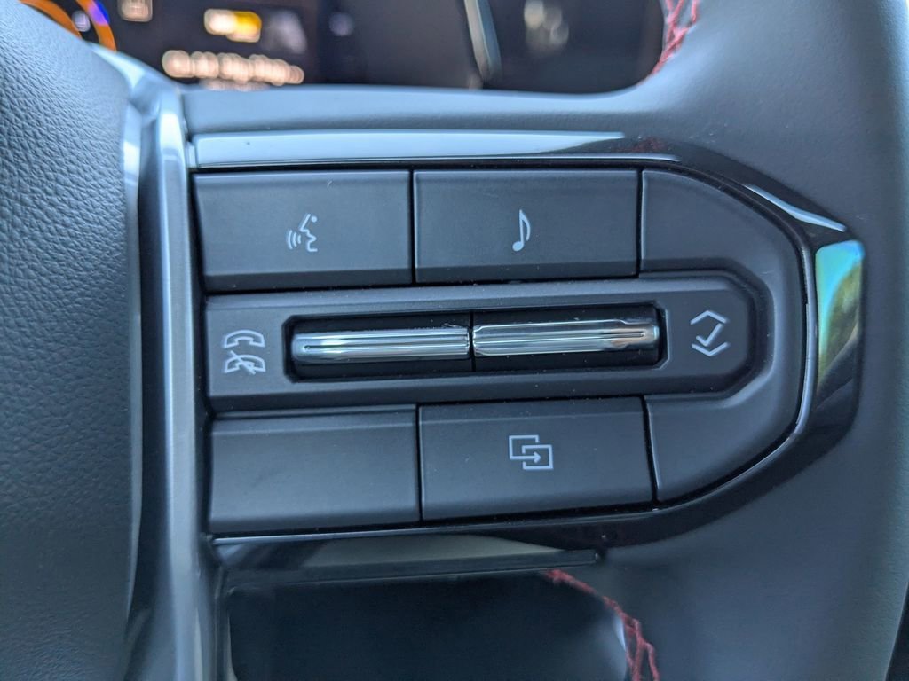 2025 Chevrolet Colorado Z71 - Photo 27