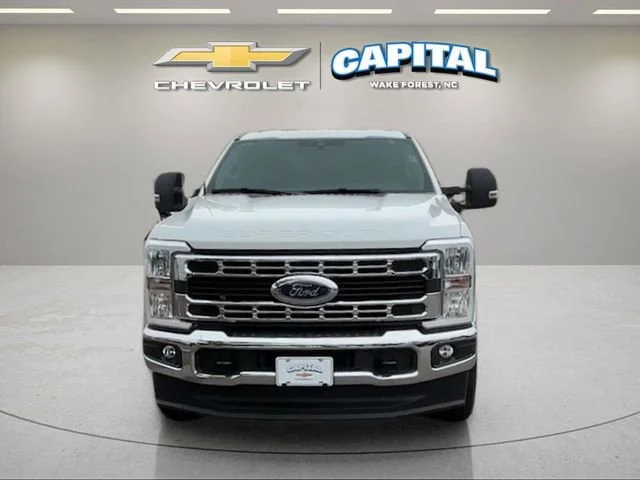 Used 2025 White Ford XLT image 9