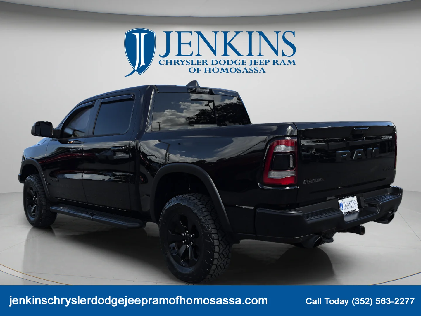 Used 2021 Diamond Black Crystal Pearlcoat Ram Rebel image 7