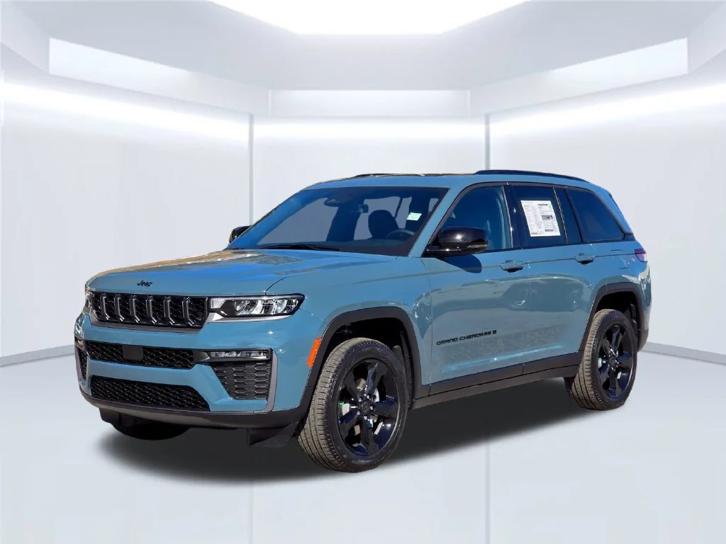 New 2027 Blue Jeep Limited image 2