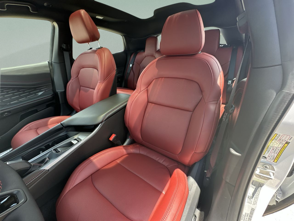 New 2026 White Knuckle Dodge R/T Plus image 24