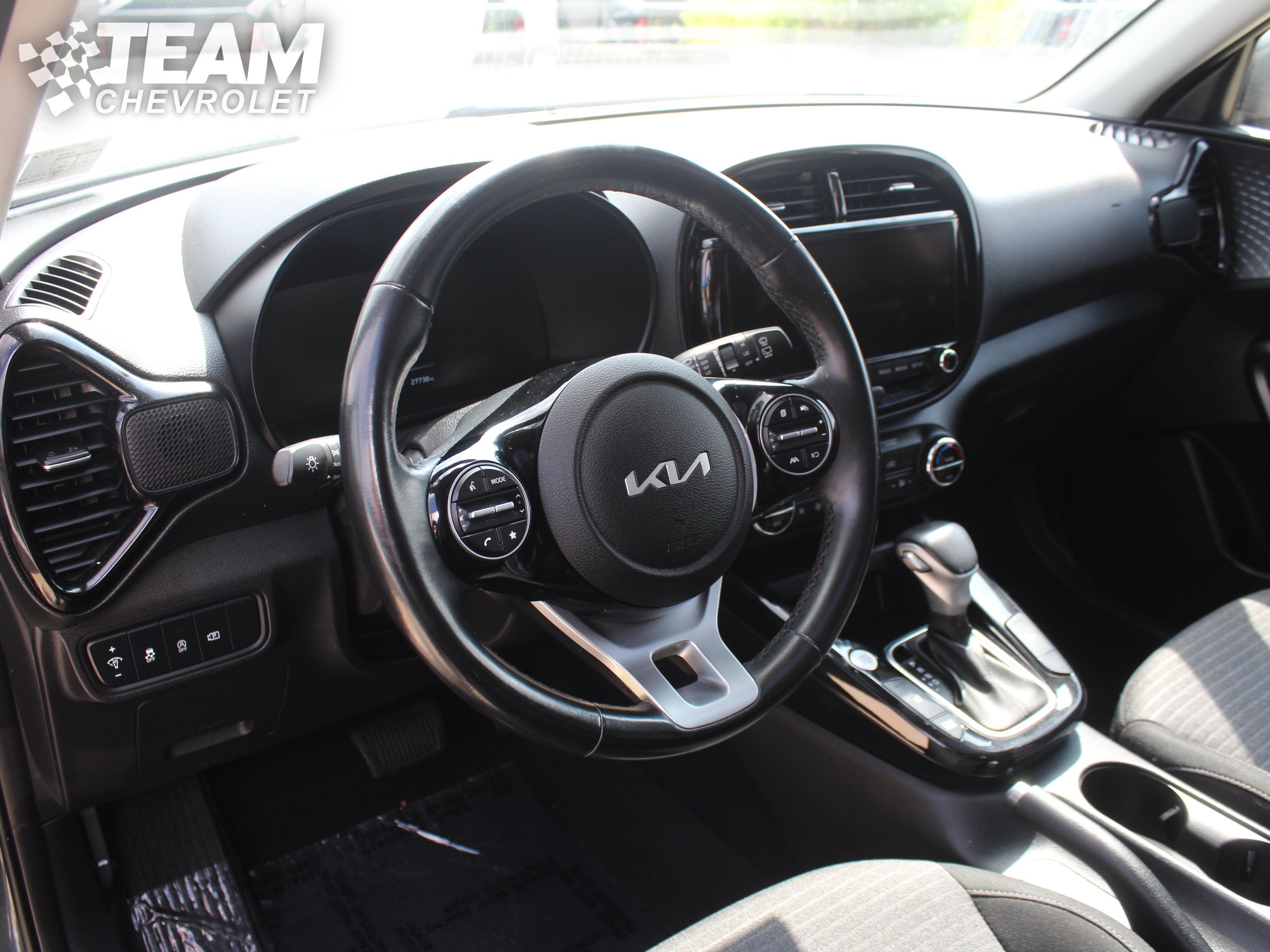 2023 Kia Soul EX - Photo 13
