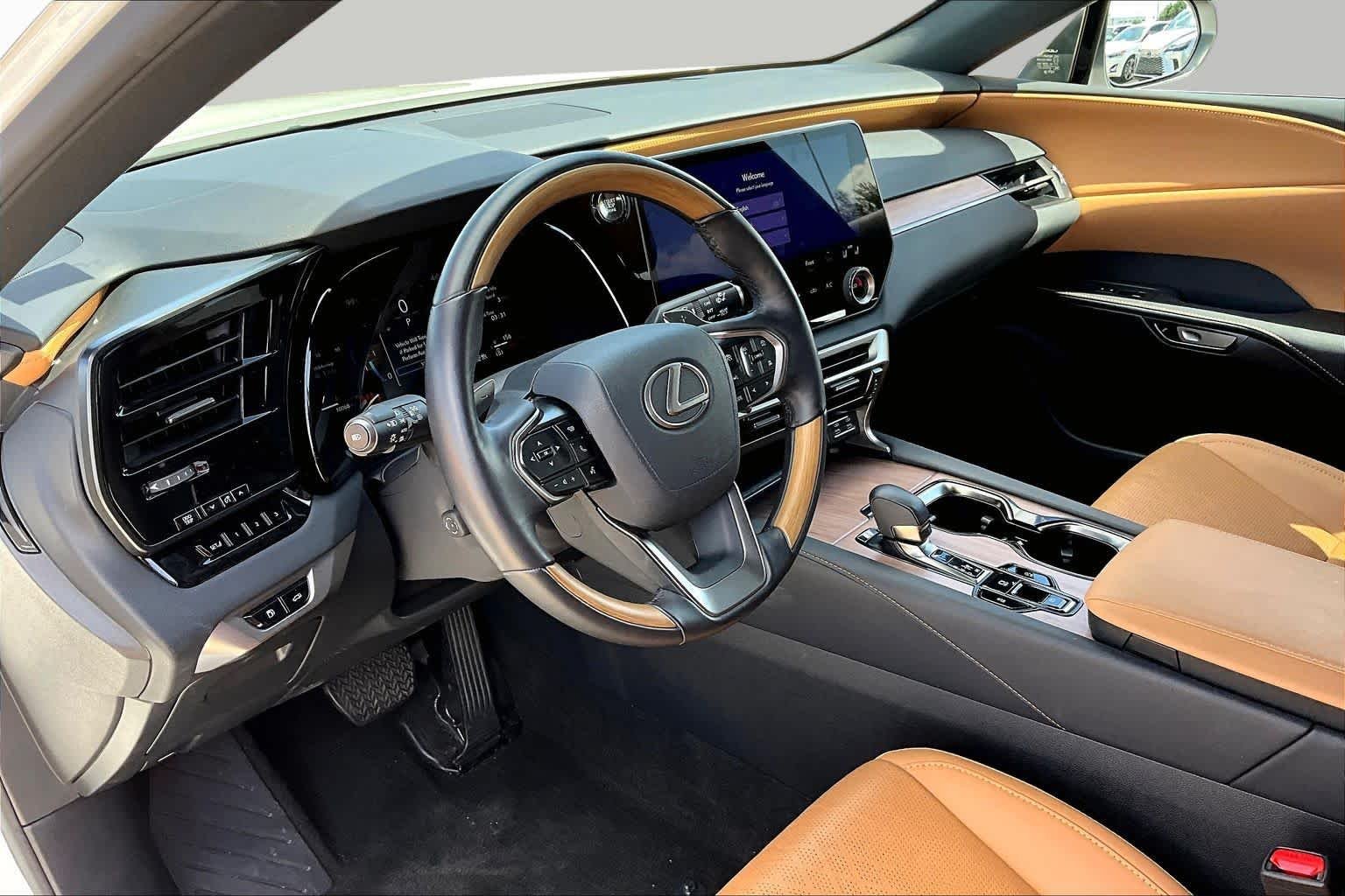 Certified Used 2025 Eminent White Pearl Lexus Premium Plus image 18