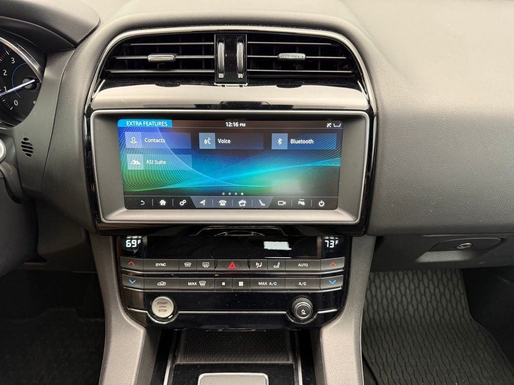 Used 2019 Silver Jaguar 25t Premium image 51