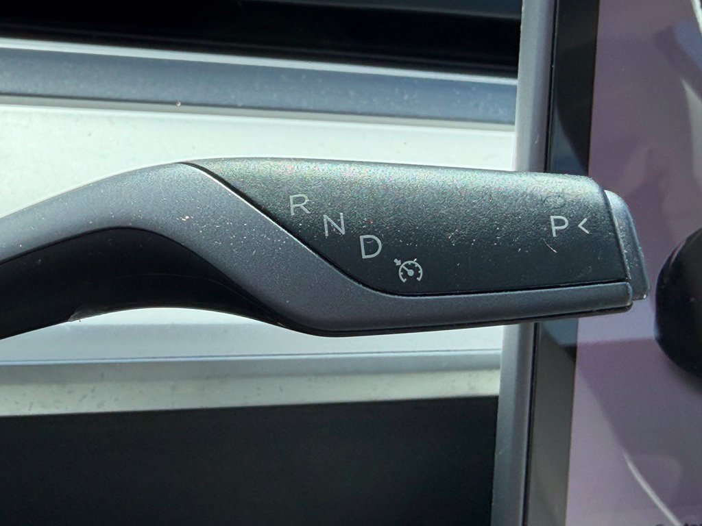 Used 2018 Black Tesla Mid Range image 24