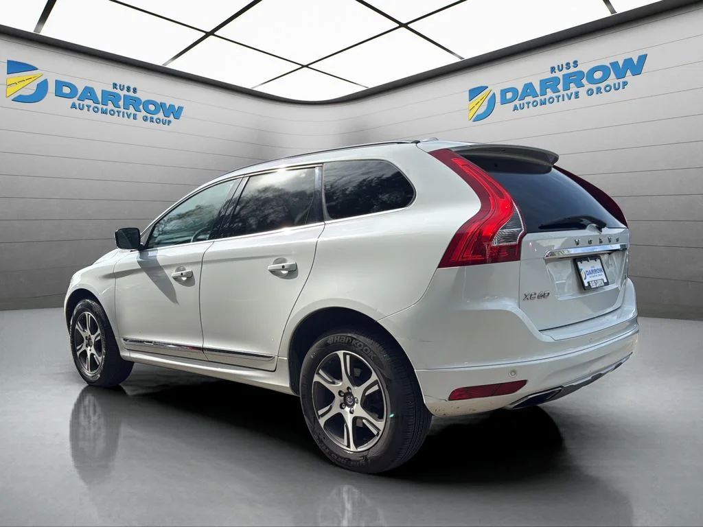 Used 2015 White Volvo T6 image 3