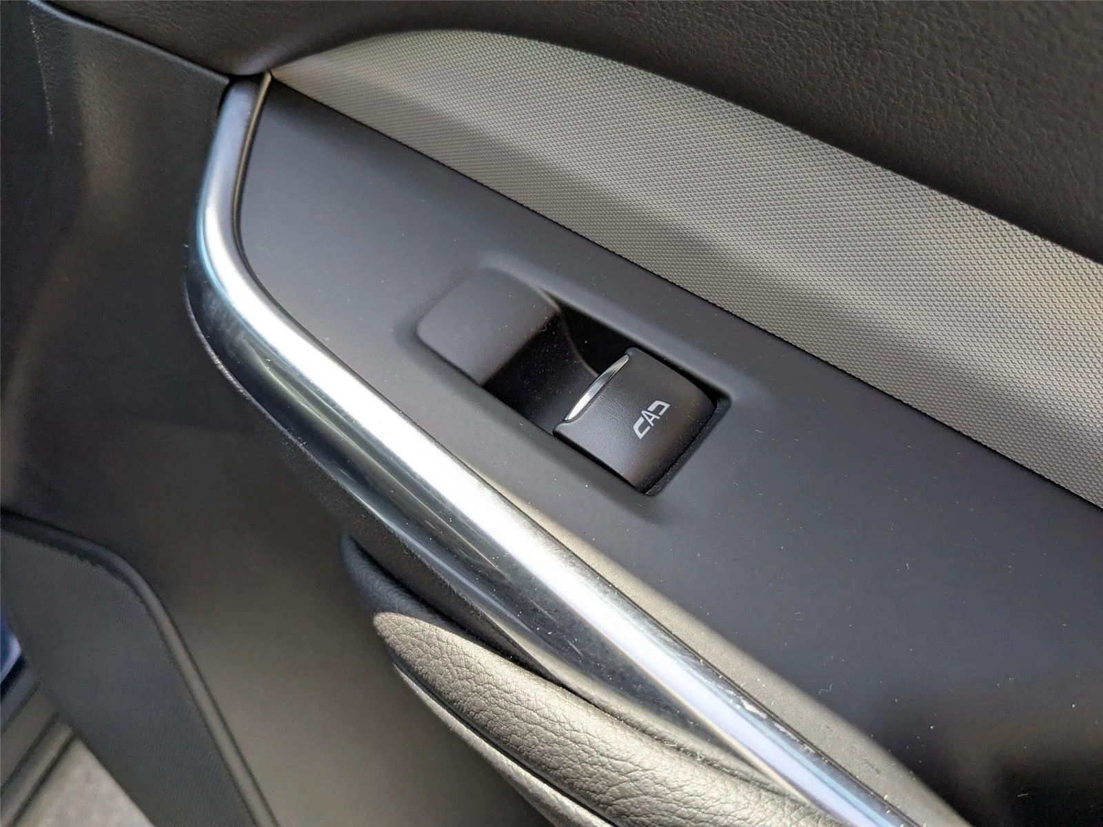 Used 2021 Twilight Blue Metallic Cadillac FWD Premium Luxury image 32