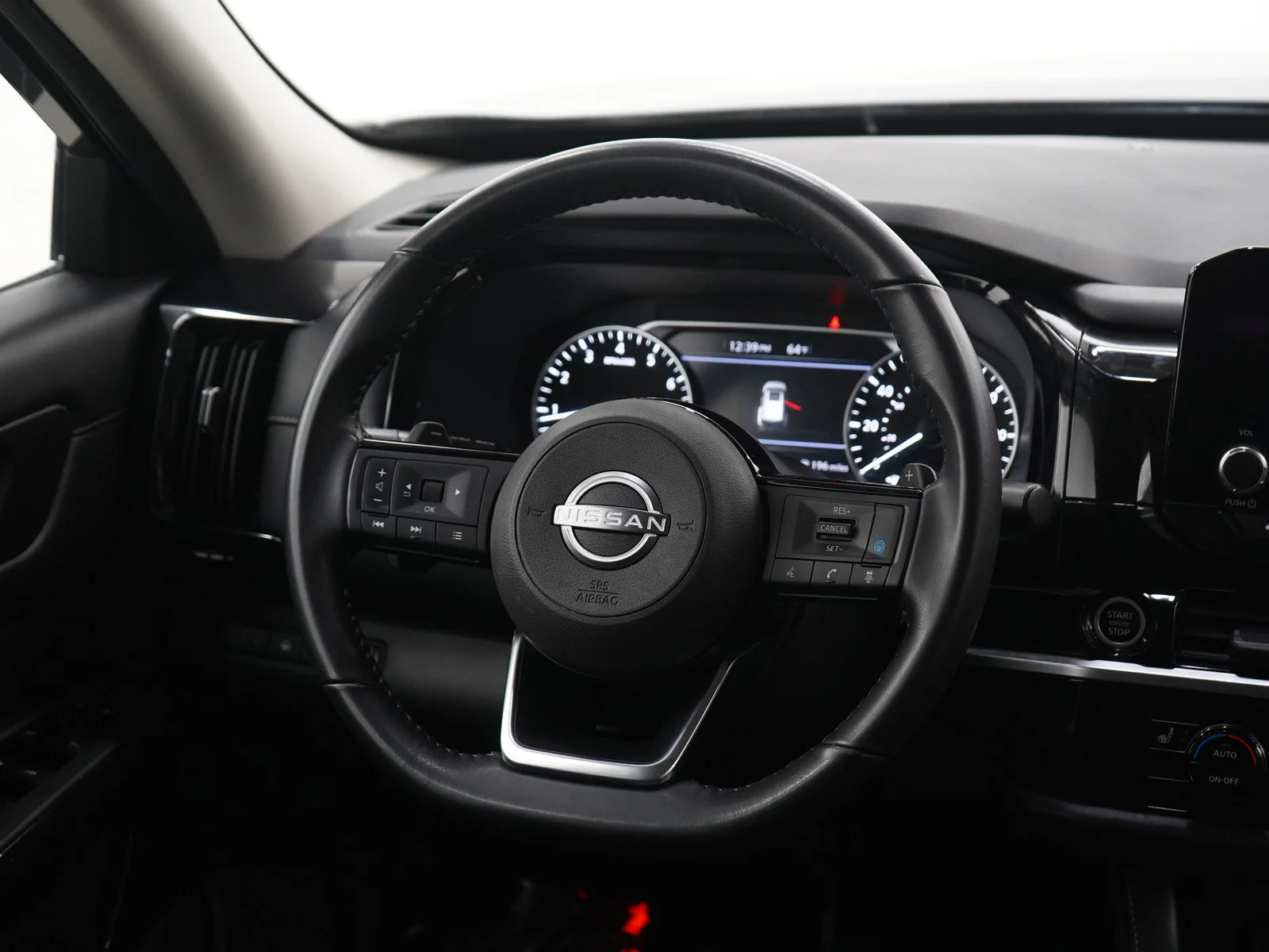 Used 2023 Gun Metallic Nissan SV image 15