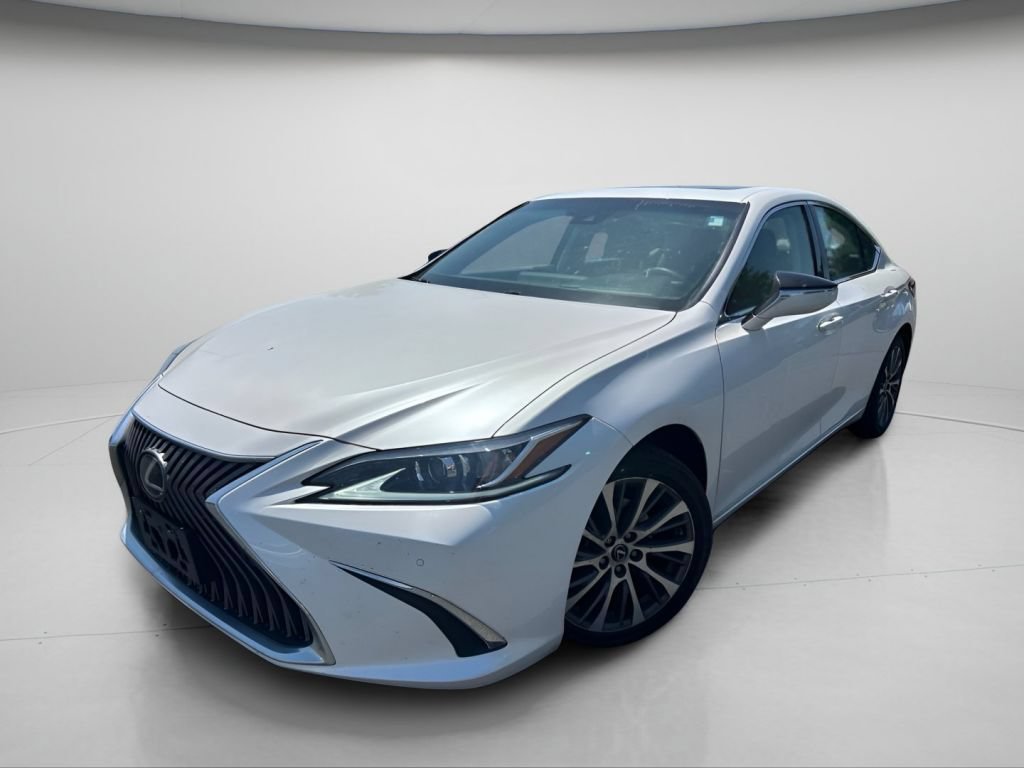 Used 2021 White Pearl Lexus 250 image 12