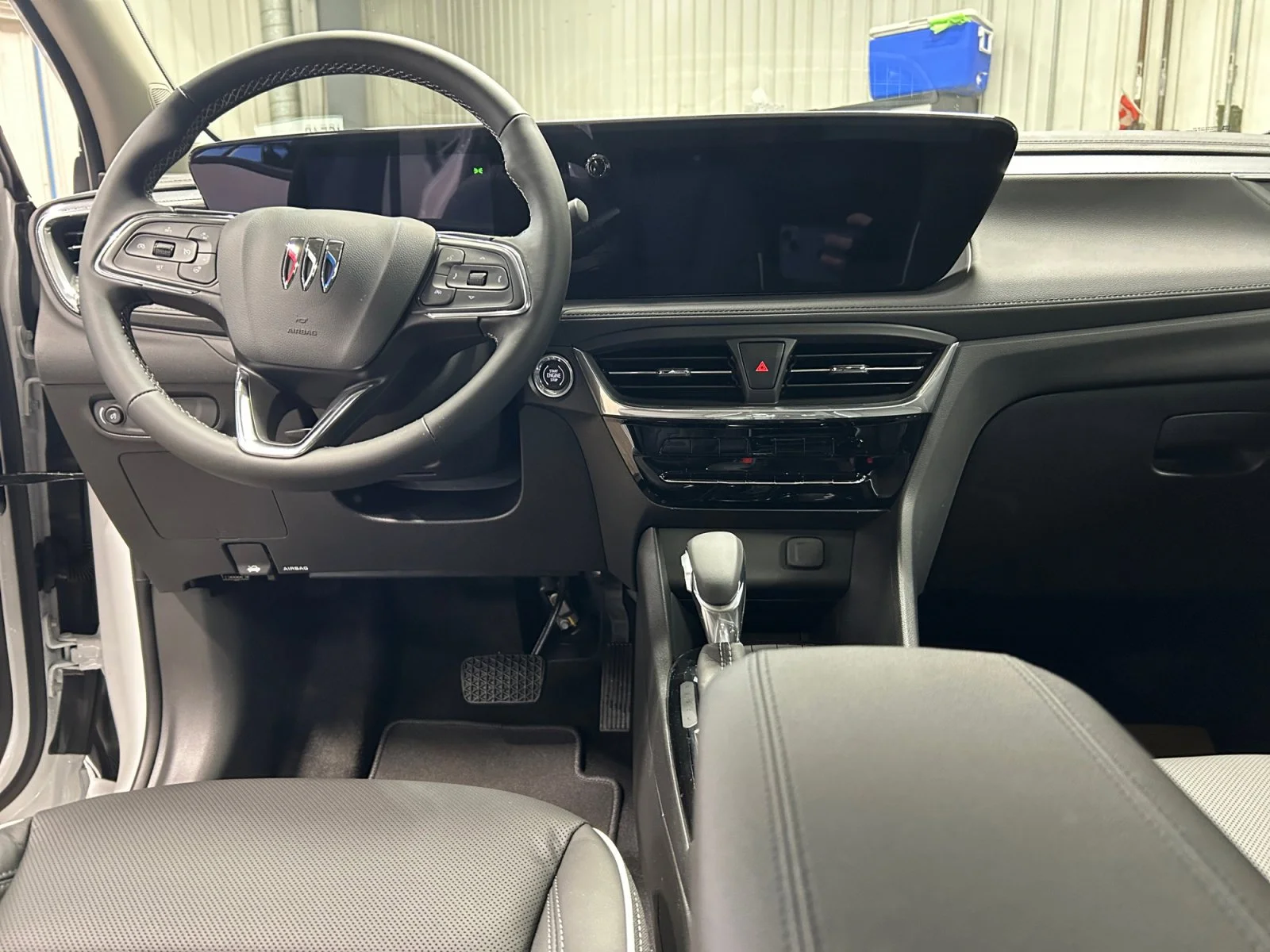New 2026 White Frost Tricoat Buick Avenir AWD image 20