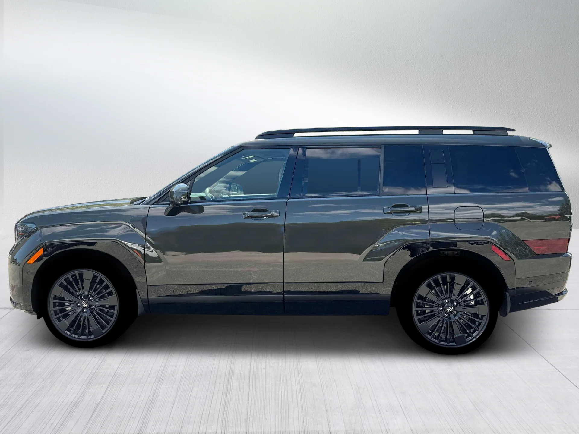 New 2026 Rockwood Green Hyundai Calligraphy image 3