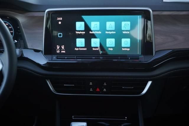 2026 Volkswagen Atlas SE w/Tech - Photo 11