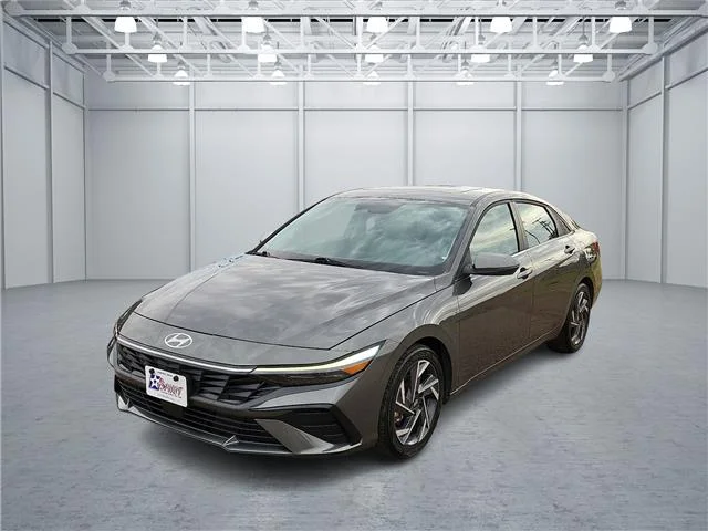 Used 2025 Gray Hyundai Limited (IVT) image 1