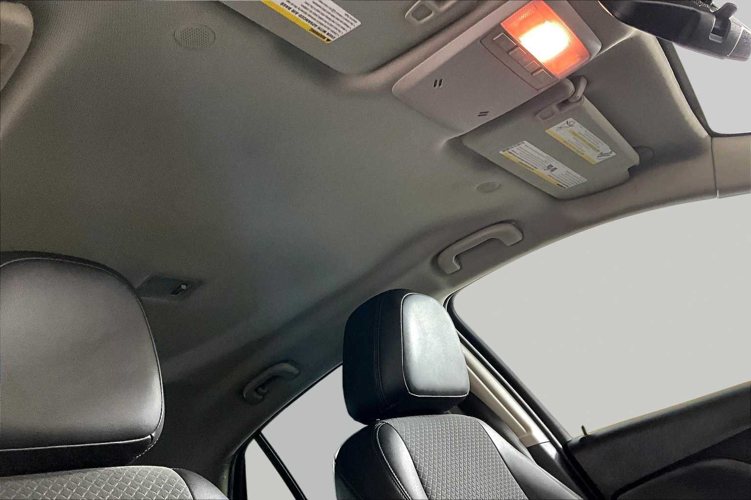 2022 Buick Encore Preferred - Photo 13