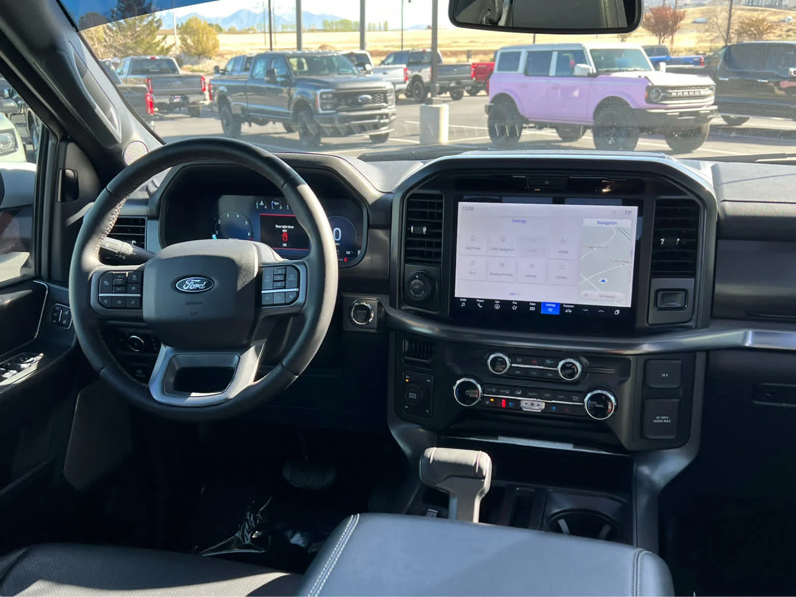 Used 2025 Space White Metallic Ford LARIAT image 24