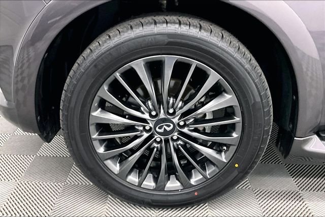 Used 2022 Anthracite Gray INFINITI Sensory image 10