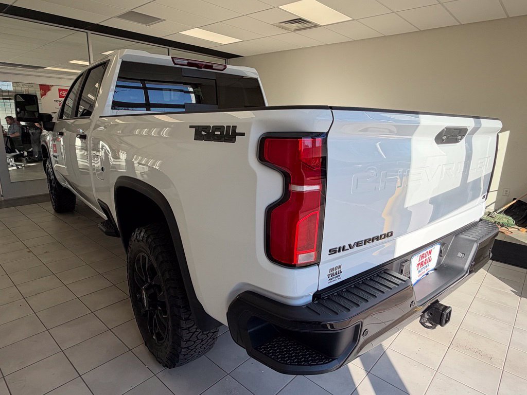 New 2026 Summit White Chevrolet LT image 27
