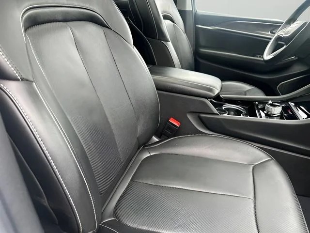 Used 2022 White Jeep 4xe image 48