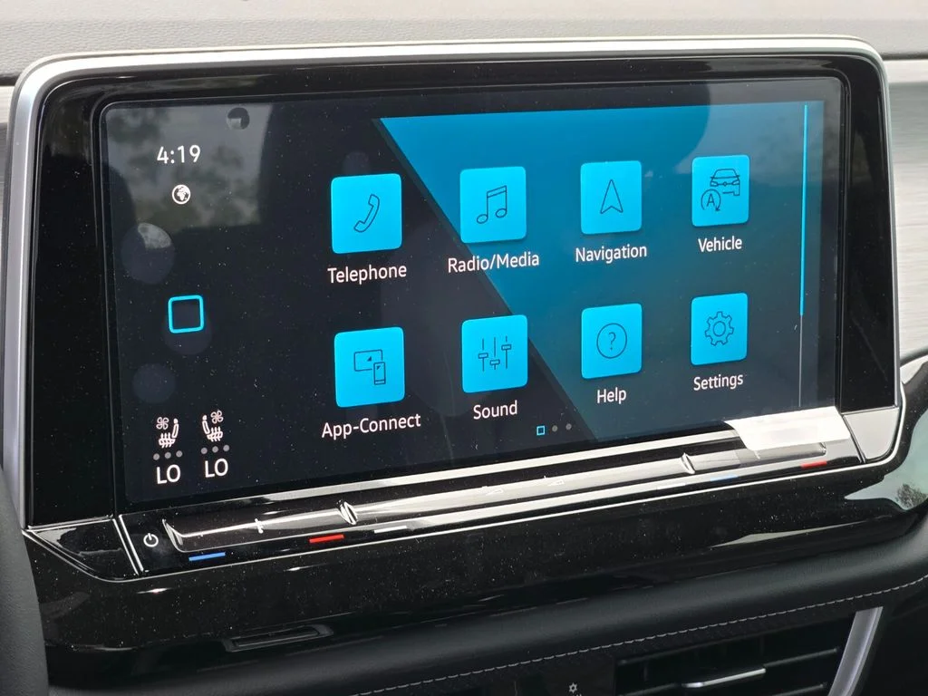 2025 Volkswagen Atlas Cross Sport SE w/Tech - Photo 11