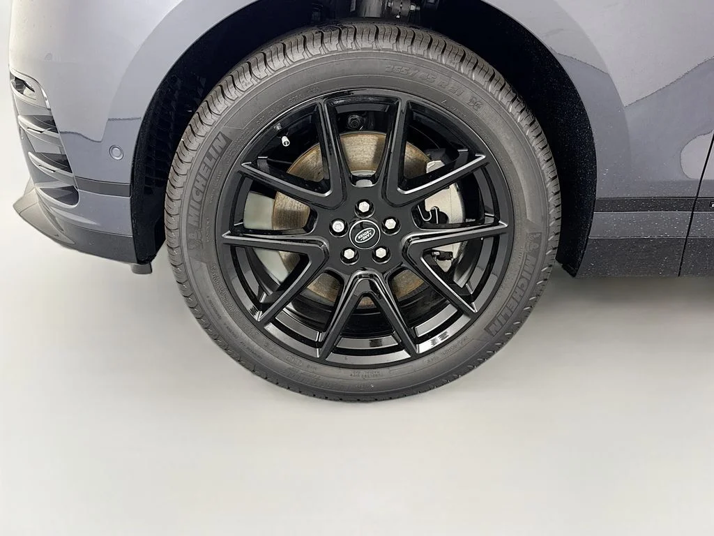 New 2026 Varesine Blue Land Rover Belgravia Edition image 32