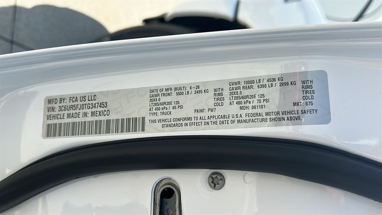 New 2026 Bright White Clear-Coat Exterior Paint RAM Laramie image 31